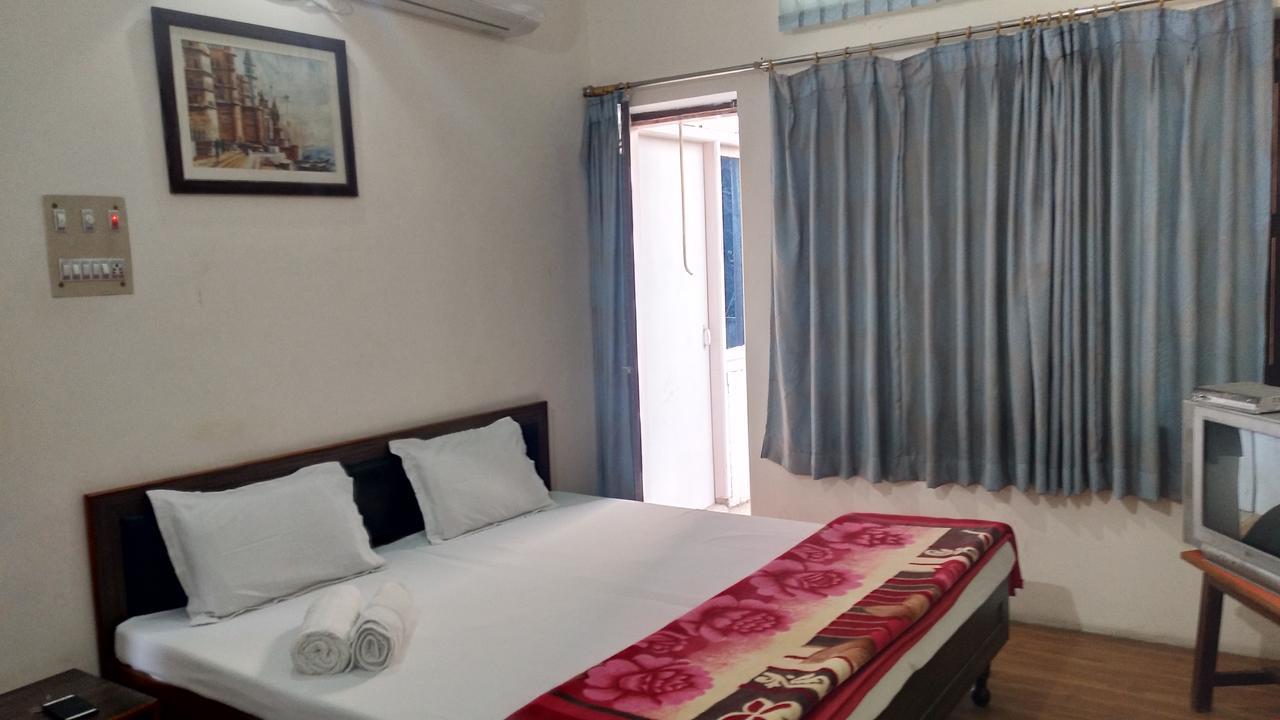 Ishan Paying Guest House 瓦拉纳西 外观 照片